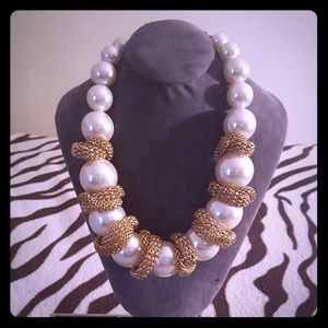 Pearl Necklace & Earring Set
